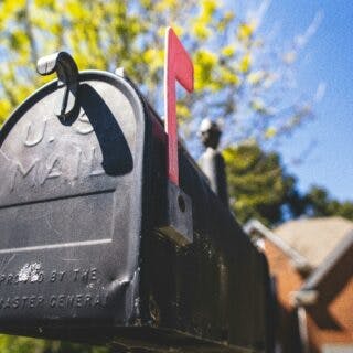 4 Reasons to Personalize Your Mailers